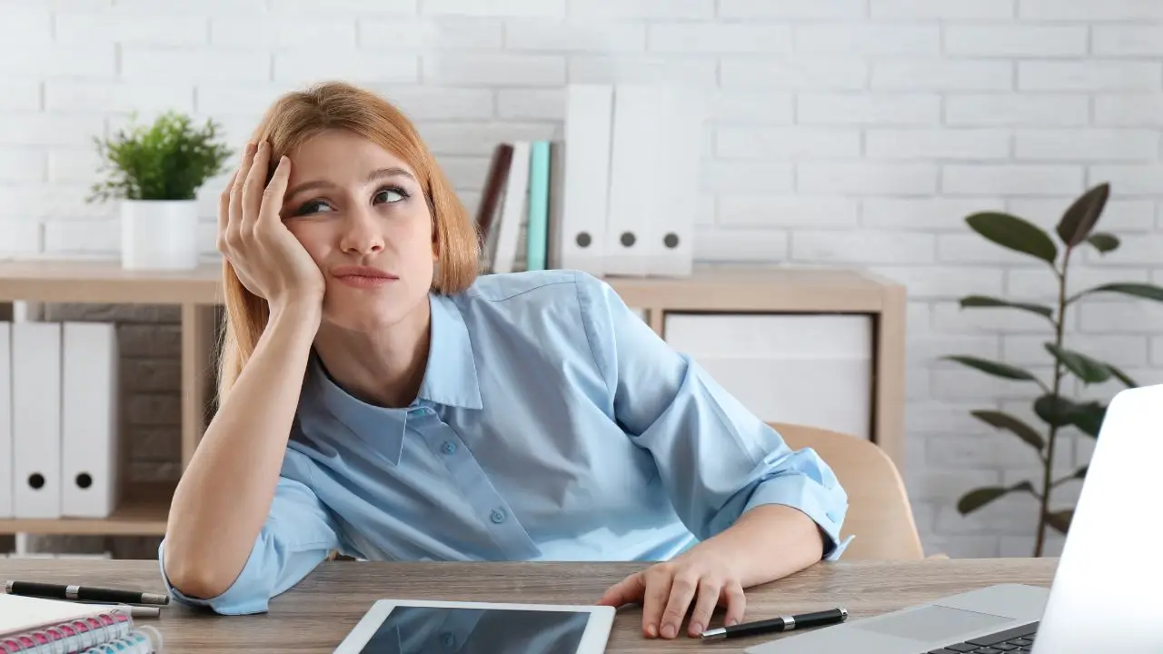 Ti senti stanco e giù di morale? Mangia subito questi alimenti ricchi di magnesio e vitamina D